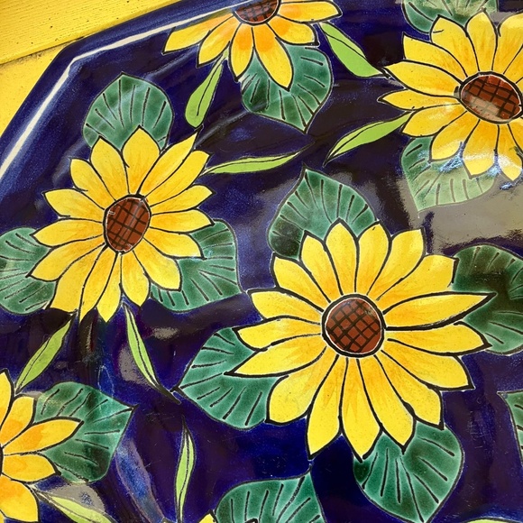 Talavera Pottery Hand Painted Mexico Yellow Blue Sunflowers Flower Square Plate - Picture 2 of 6